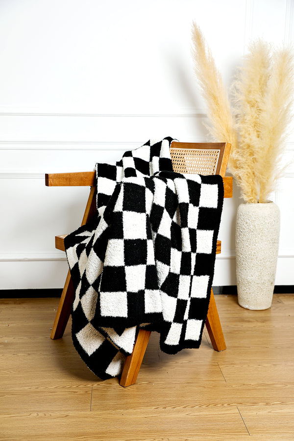 Black & White Checkerboard 127*152cm Flannel Blanket