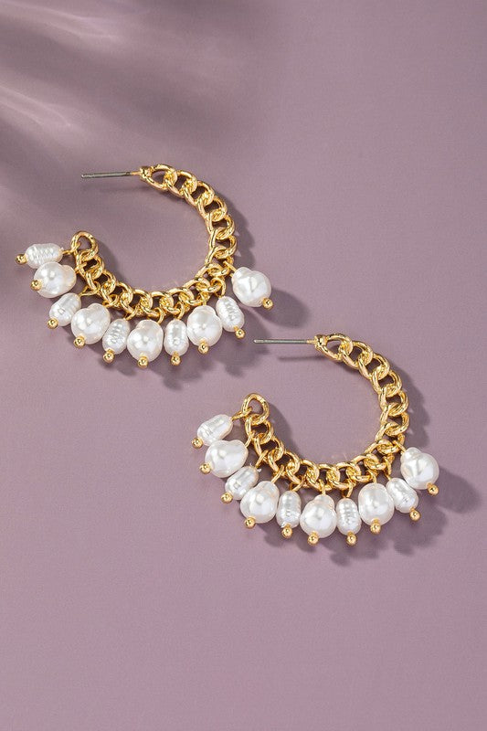 Curb chain hoop earrings with pearl drops