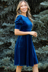 Sail Blue Velvet Ruched Short Sleeve Pocketed Midi Dress