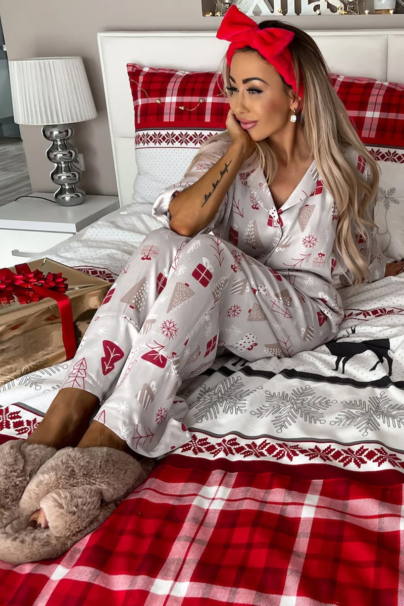 Light Grey Christmas Deer Printed Shirt and Pants Pajama Set