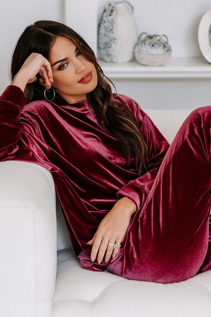 Red Solid Velvet Round Neck Top & Drawstring Pants Longe Set